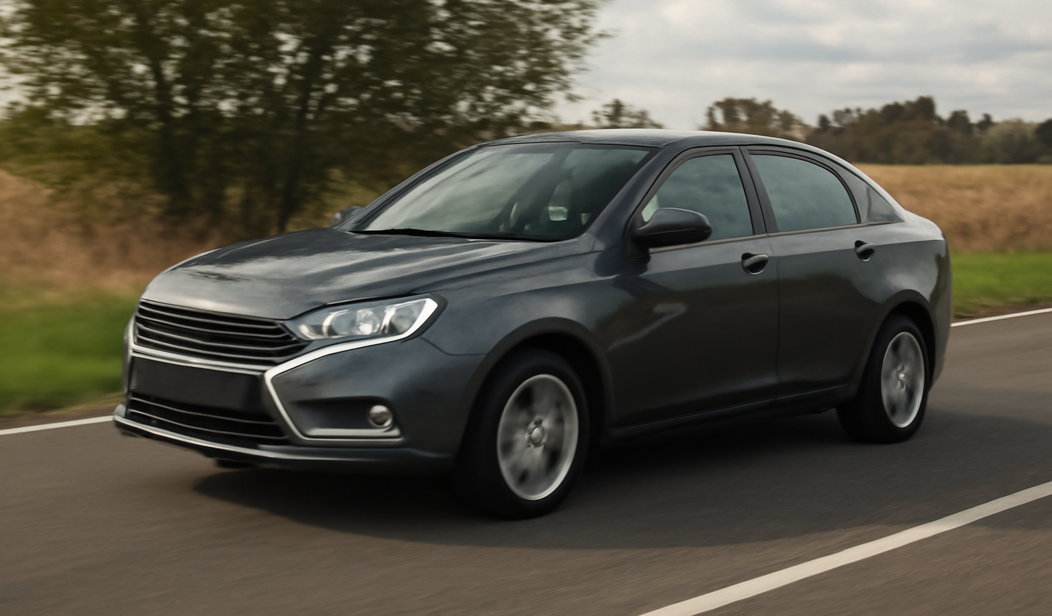 voiture roulant sur route mixte